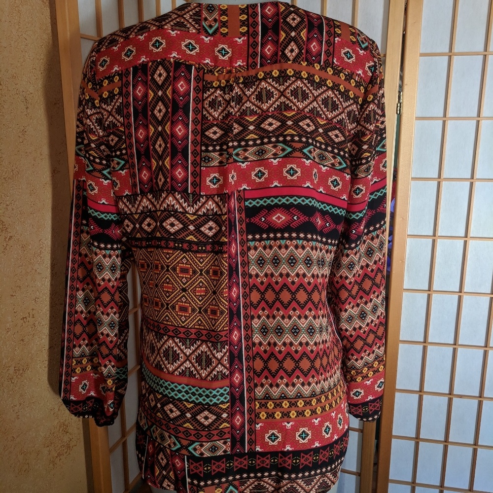 Zac & Rachel tunic top, in small - Picture 2 of 7